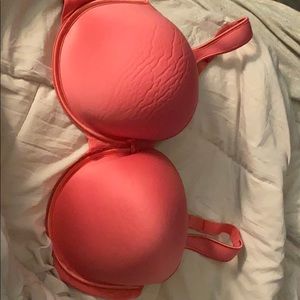 New peach bra